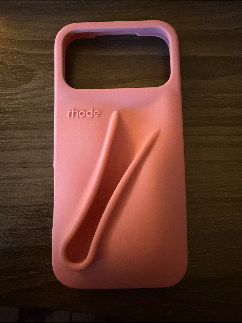 RHODE coral silicone phone case with integrated grip